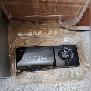 EVGA NVIDIA GeForce GTX 285 (01GP31080TR) Graphics Card MAC Edition Open Box